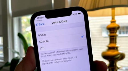 龙圩苹果手机维修分享iPhone 12如何打开或关闭5G网络 