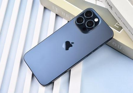 龙圩苹果维修点分享iPhone 15 Pro Max屏幕更换全新实操风险 